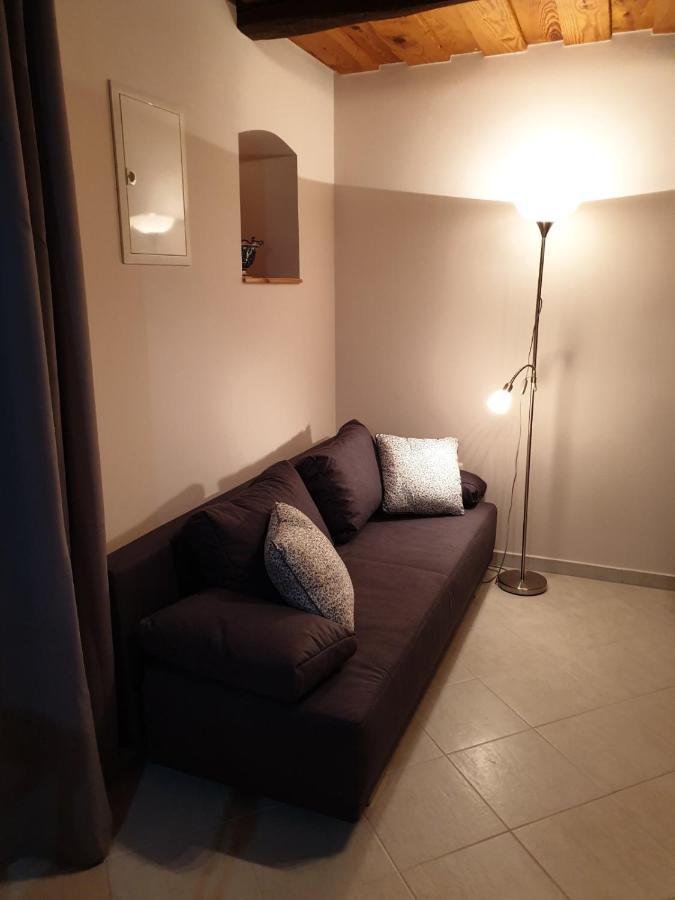 Kis Haz Apartman Appartement Zalacsány Buitenkant foto